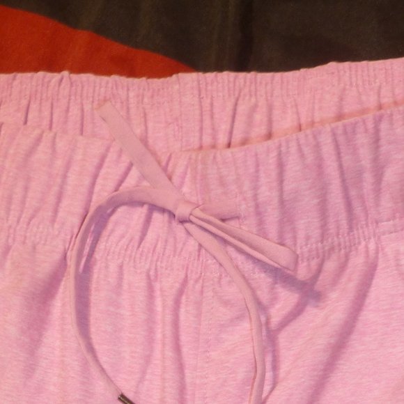 - New Plus Size Women's Athletic Works Gym Moisture Wicking  Shorts XXXL(2… - Picture 6 of 7